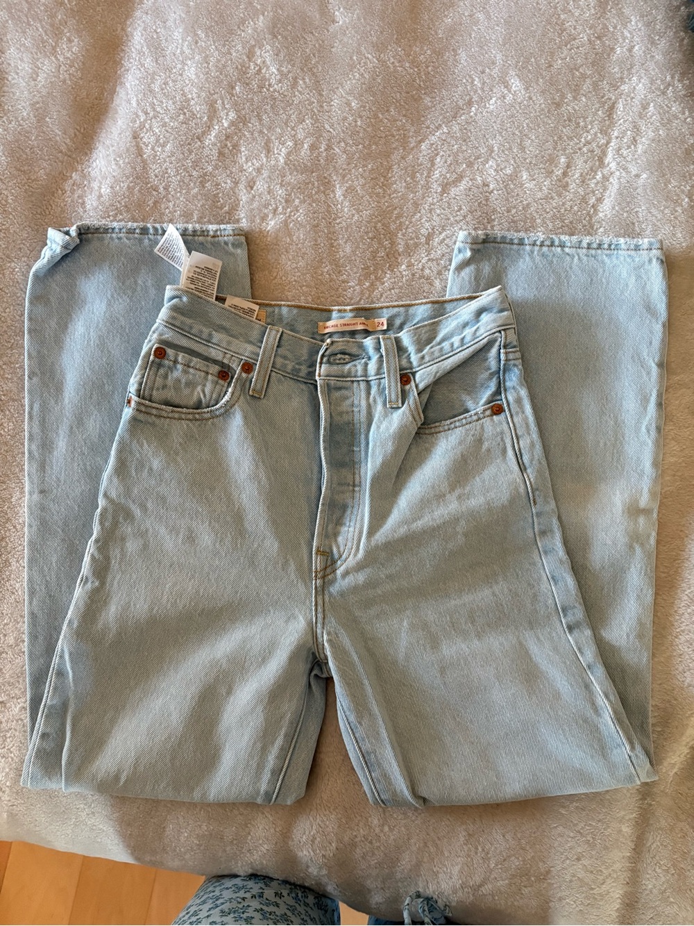 Levi’s ribcage straight ankle